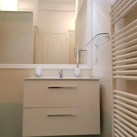 Trilocale Piazza Colombo San Remo